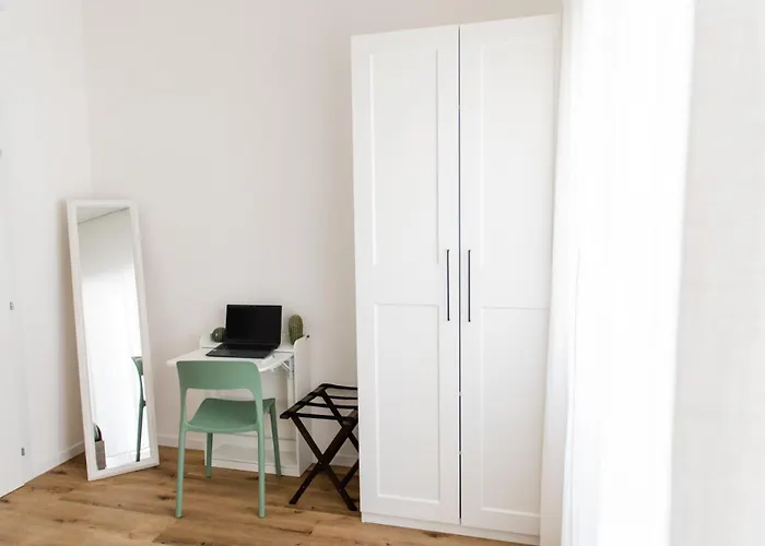 Domus Cornelia * ローマ