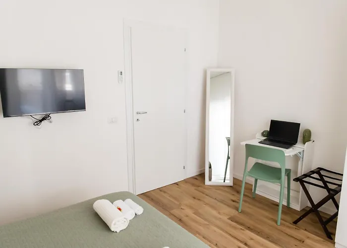 Domus Cornelia アパート *