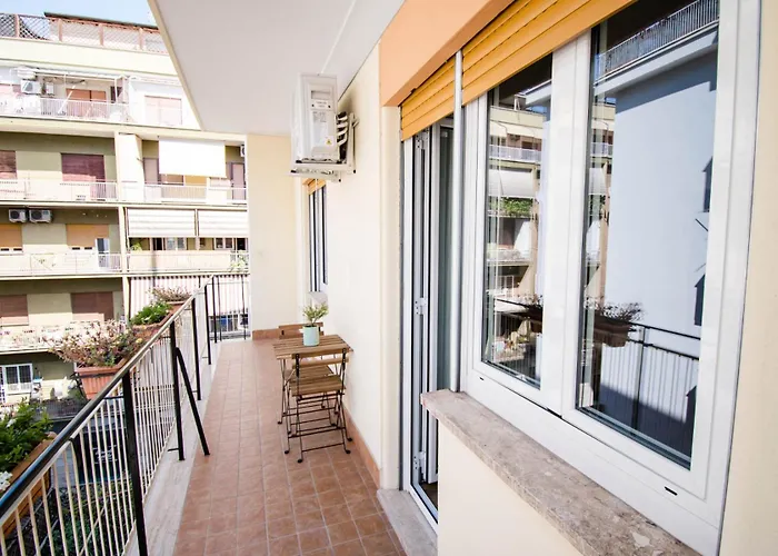 Domus Cornelia * ローマ