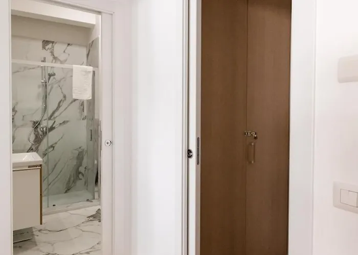 Domus Cornelia * ローマ